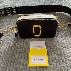 Marc Jacobs The Snapshot